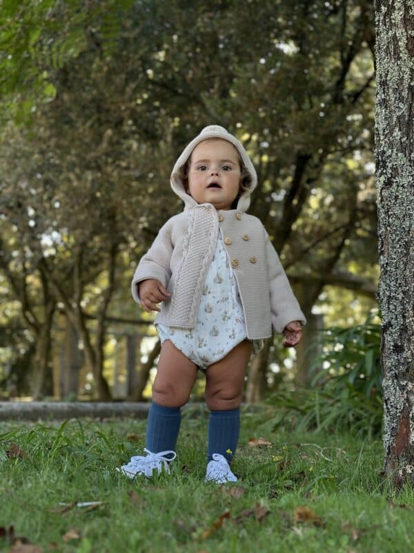 Abrigo Capucha Pompón Beige - Imagen 2