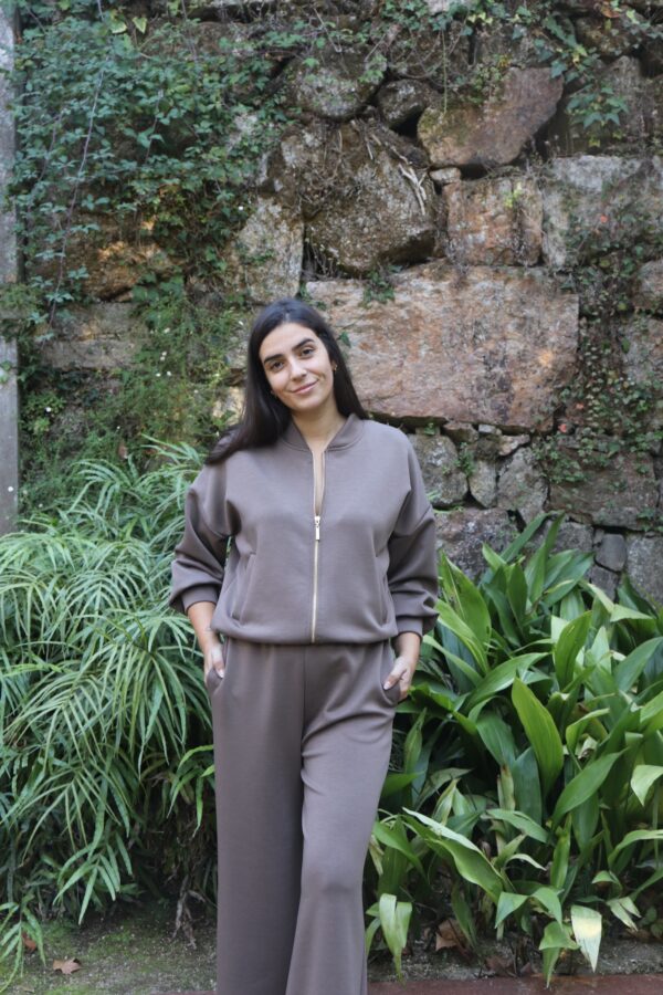Conjunto Bomber Taupe