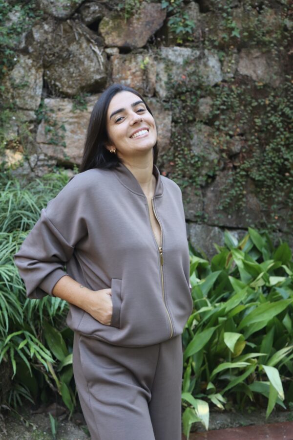 Conjunto Bomber Taupe - Imagen 2