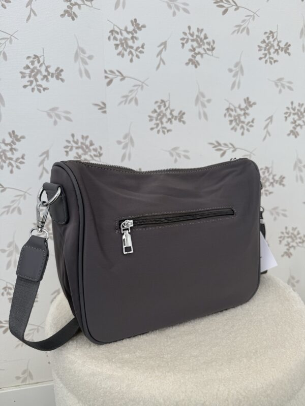Bolso Nylon Gris - Imagen 2