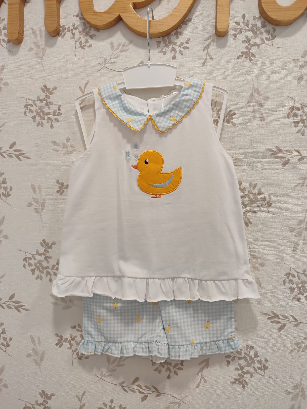 Conjunto Niña Pato